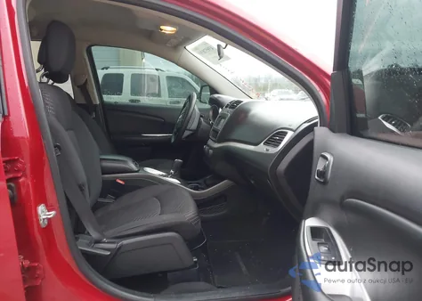 2016 Dodge Journey Sxt z USA, uszkodzony, nr VIN 3C4PDCBG6GT218858